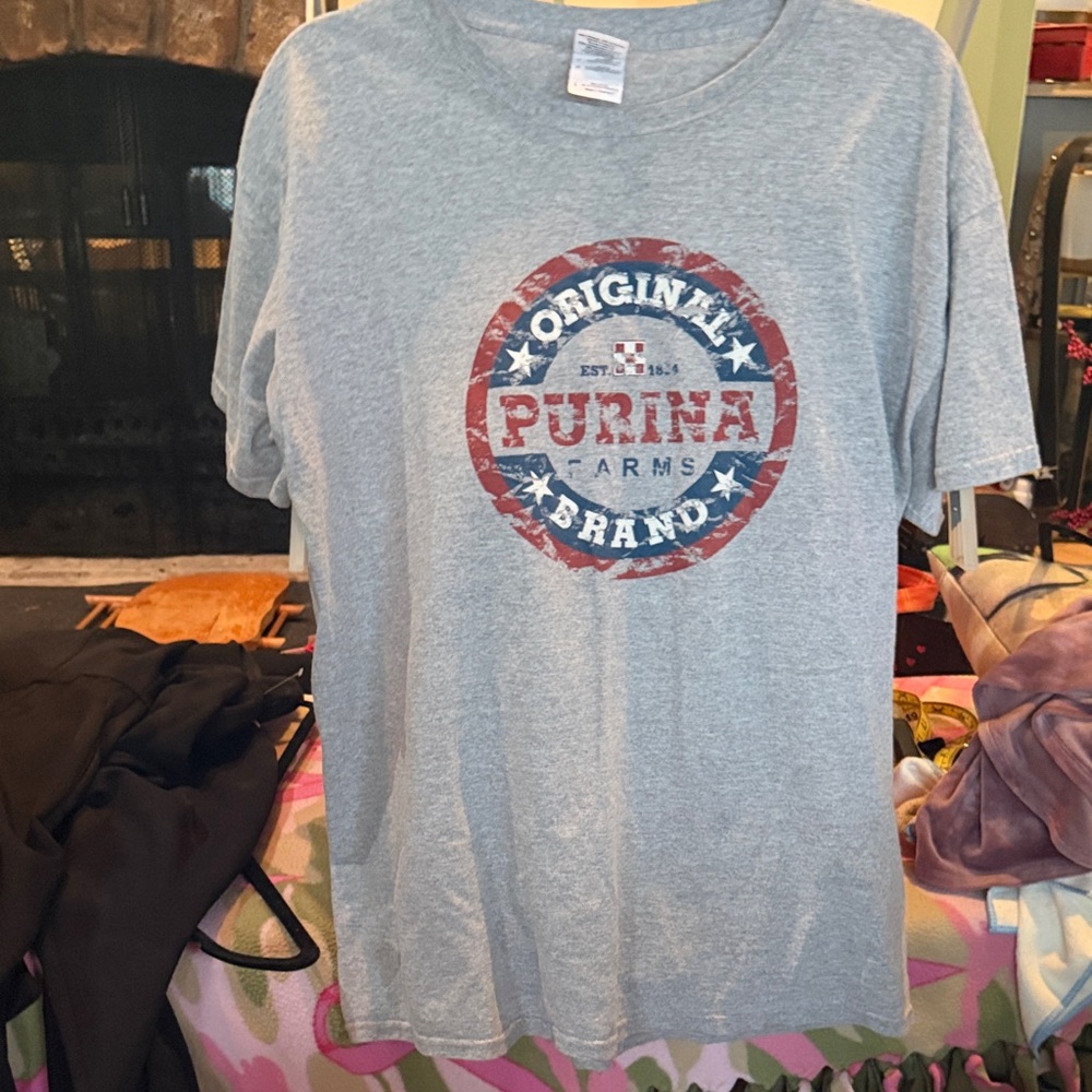 Purina Farms Gray T-Shirt